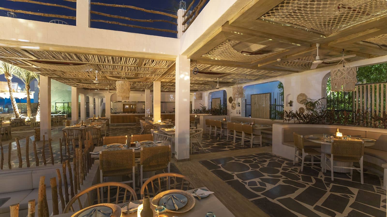restaurants-yades