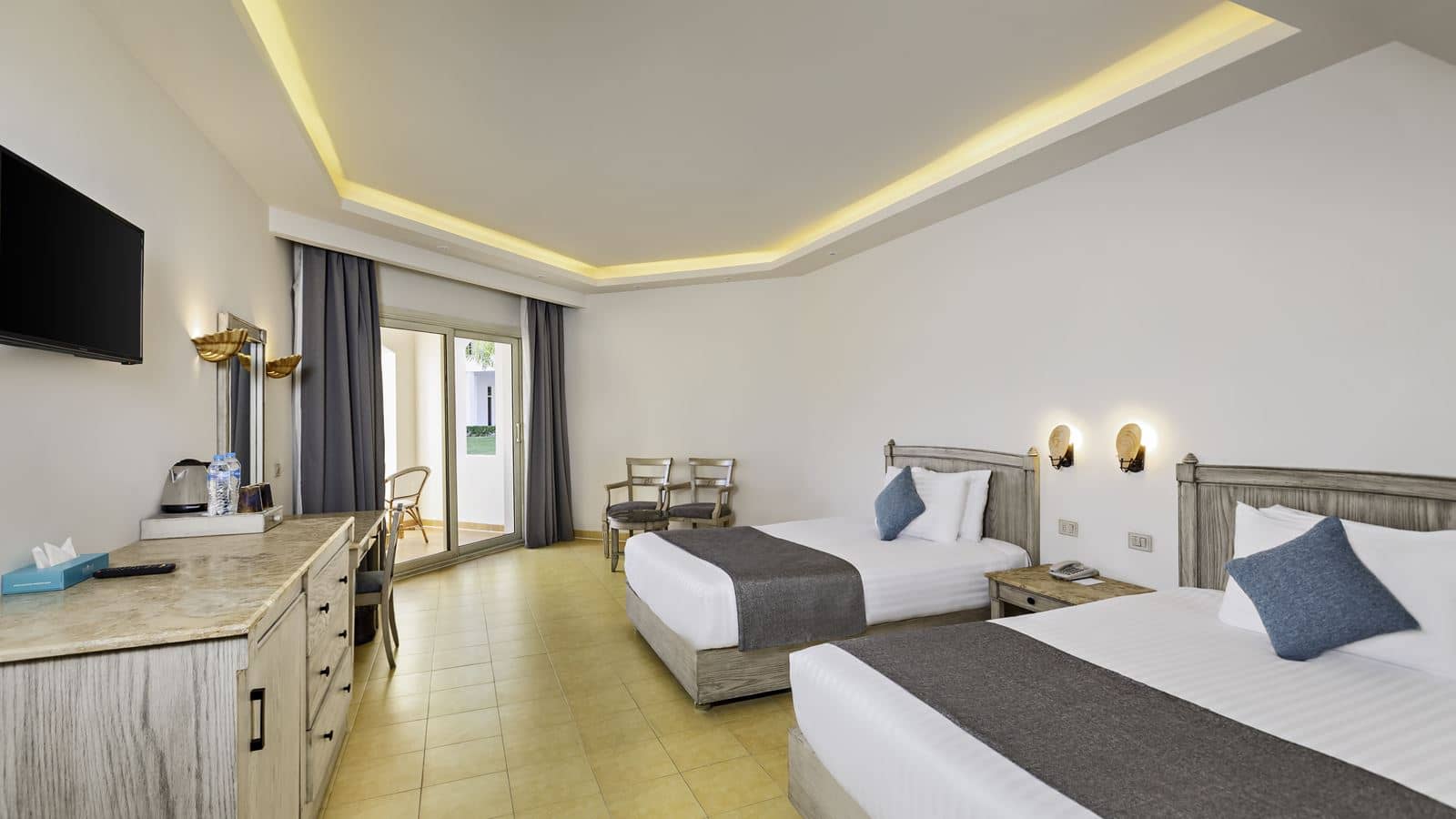 rooms-deluxe-room-sea-view