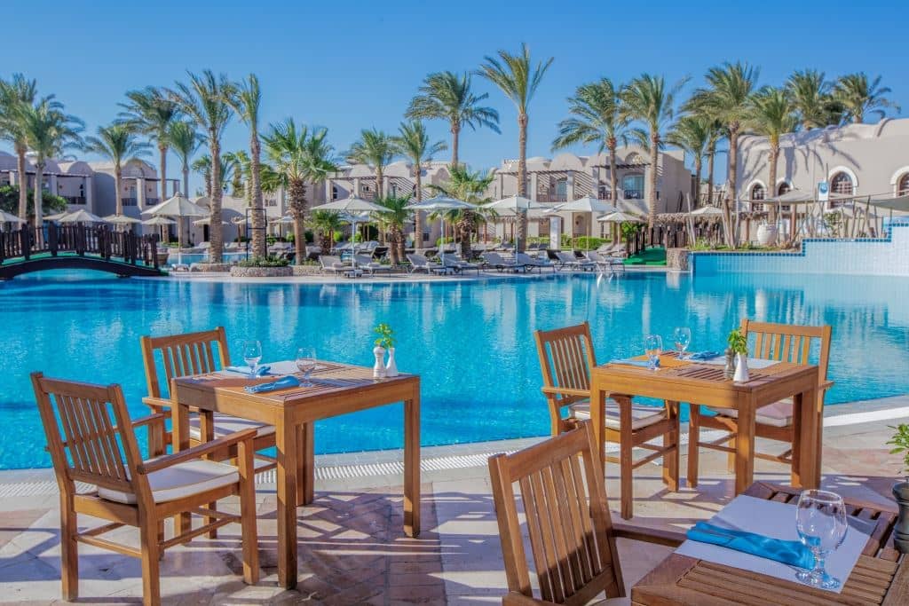 restaurants-poolrestaurant