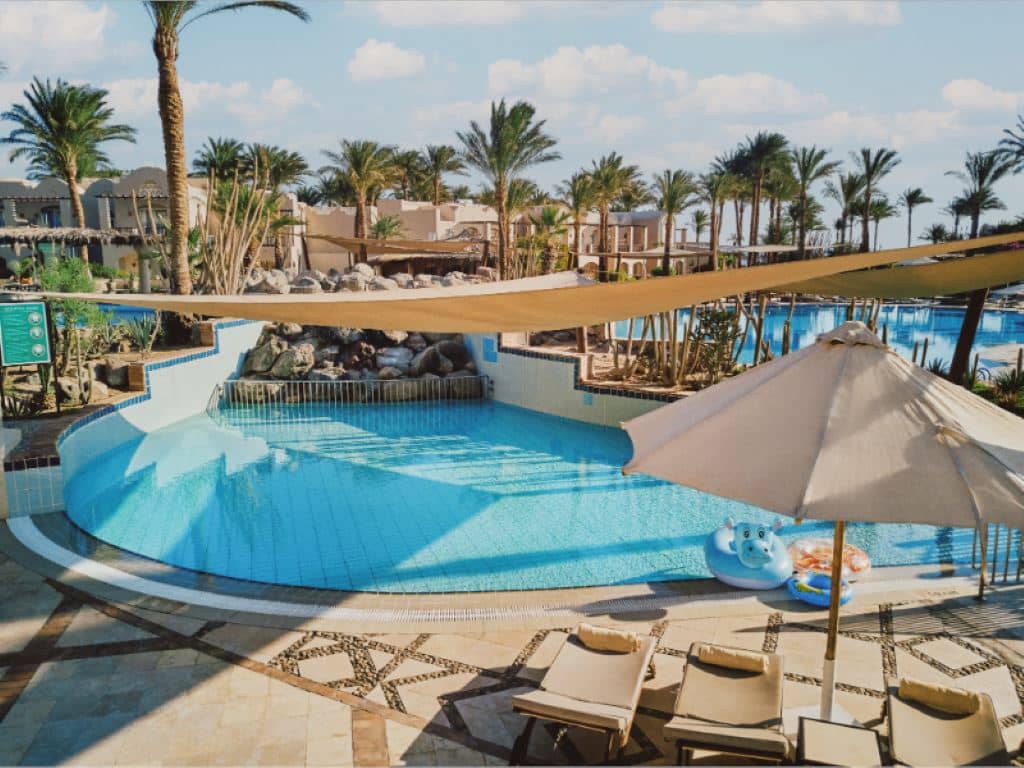pools-outdoor-childrens-pool
