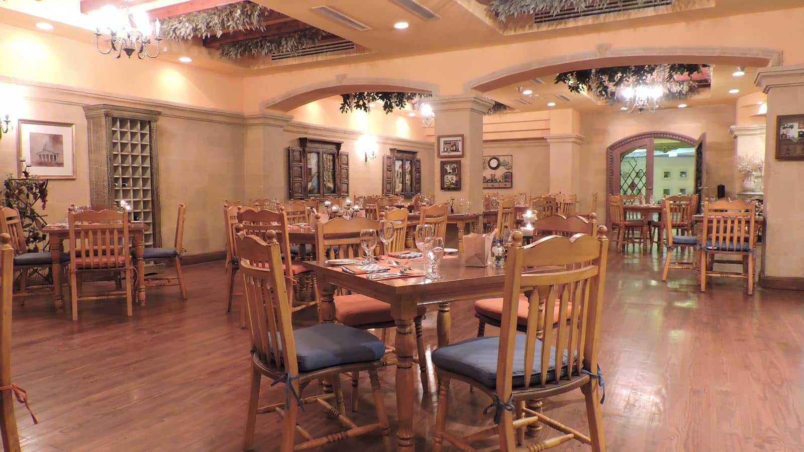 restaurants-italian-restaurant