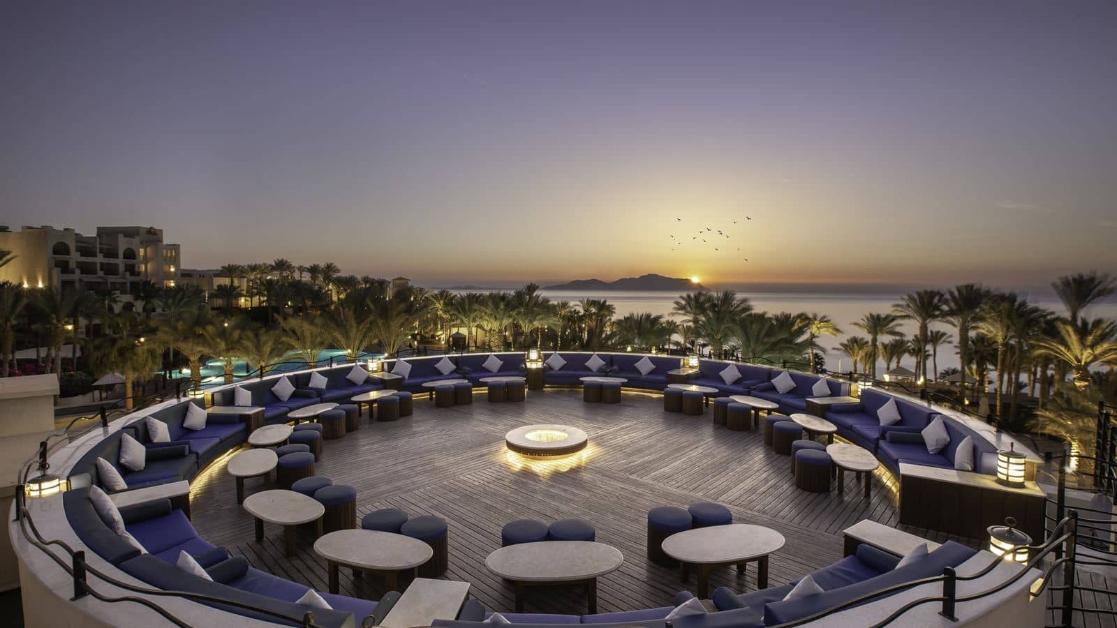 bars-sky-lounge