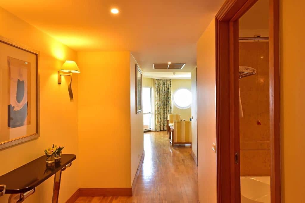 rooms-suite