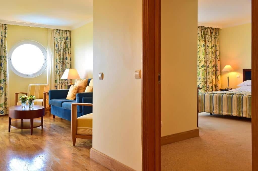 rooms-suite