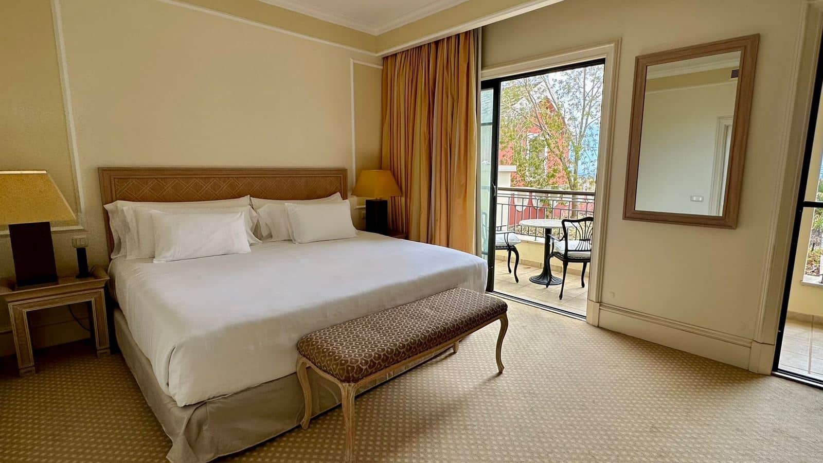 rooms-double-panoramic-room