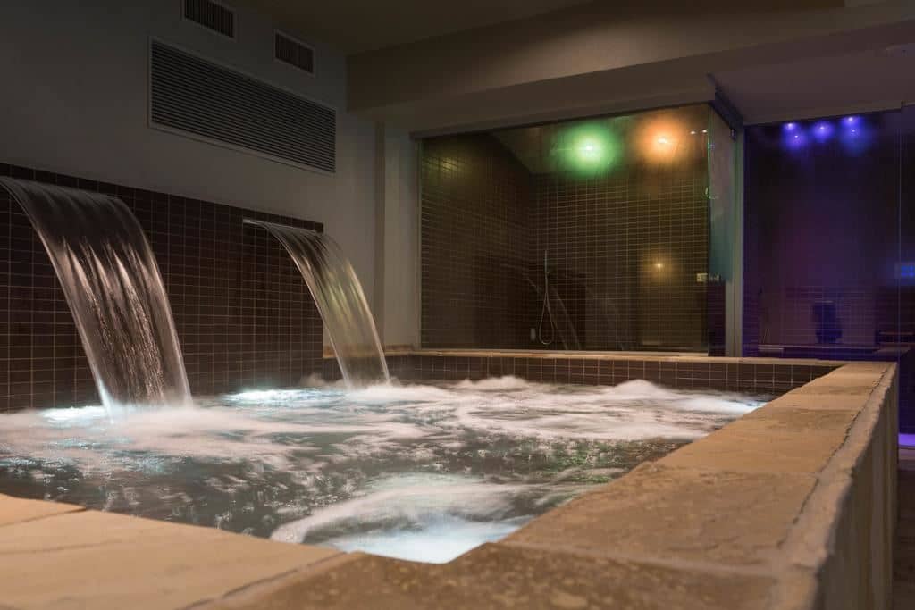 pools-indoor-pool
