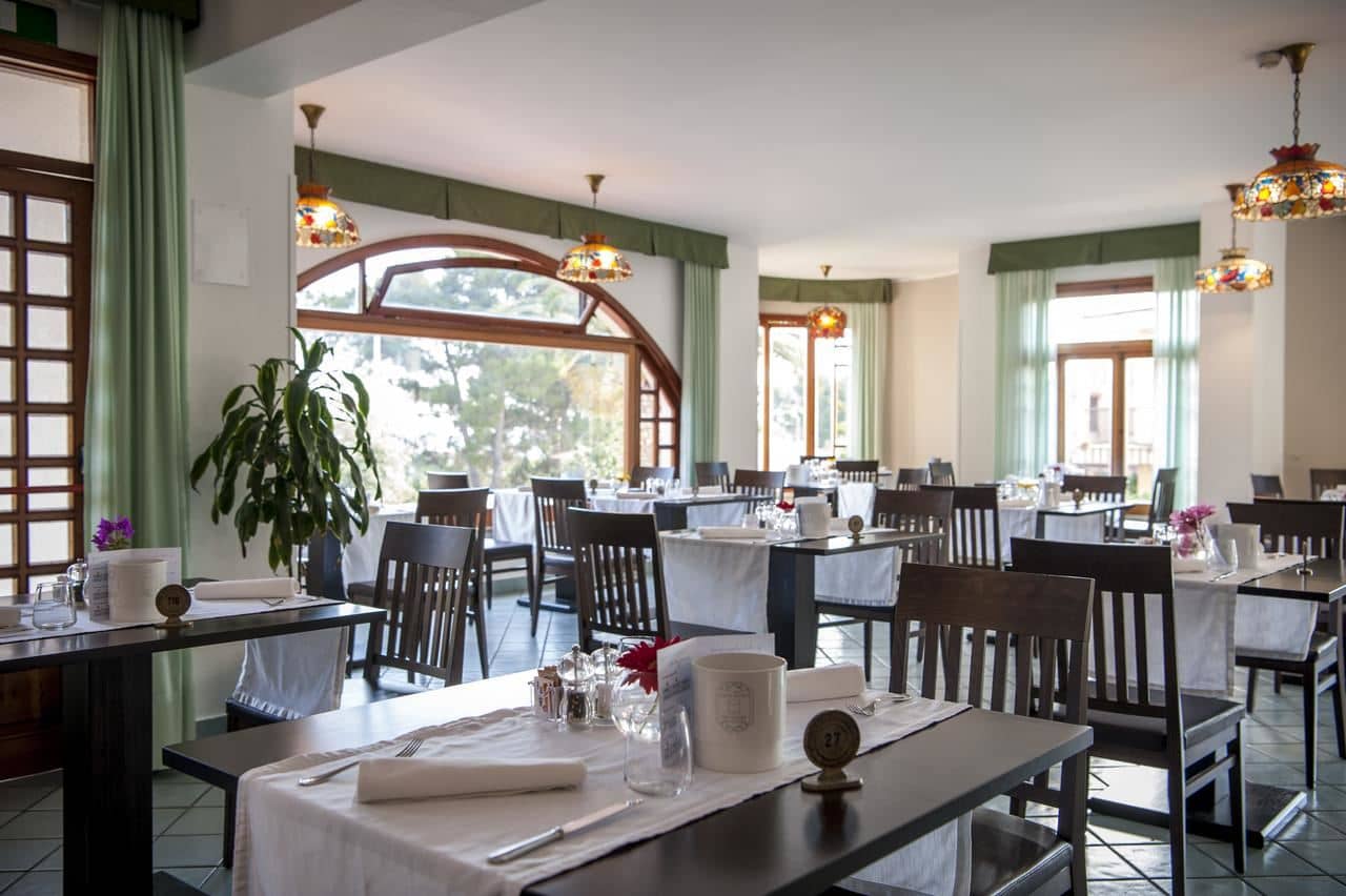 restaurants-restaurants