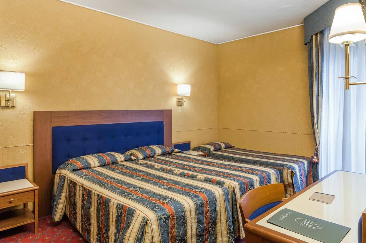 rooms-standard-room