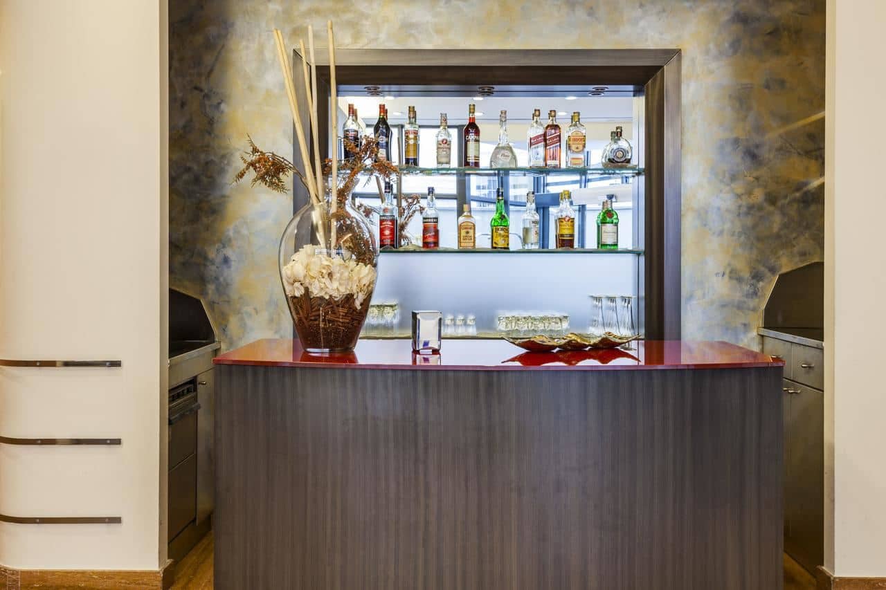 bars-bar