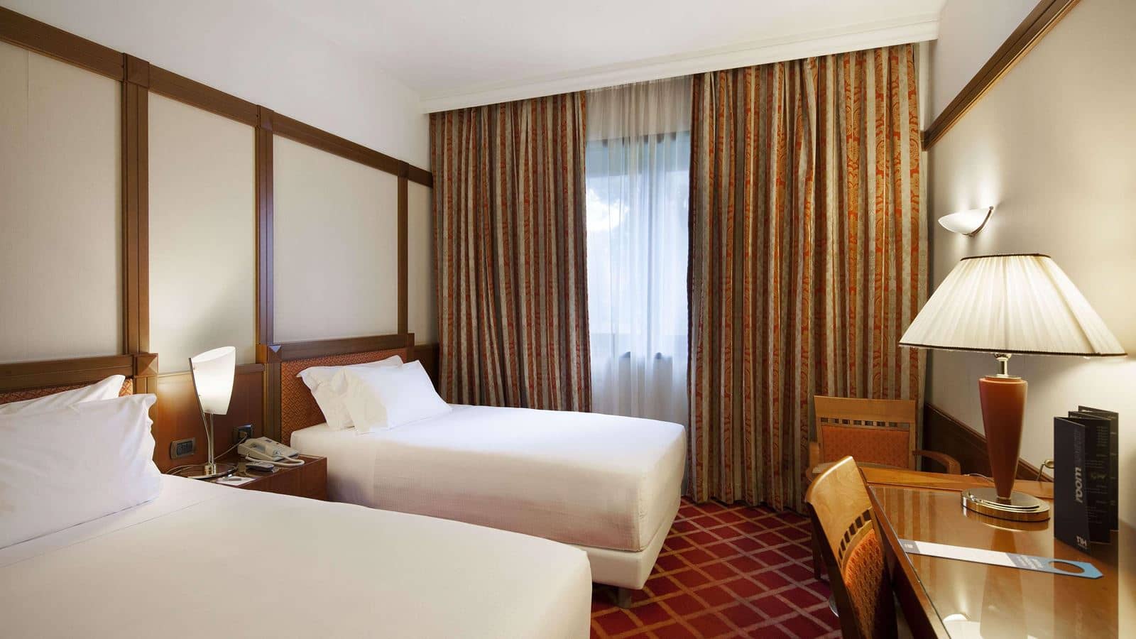 rooms-suite-standard