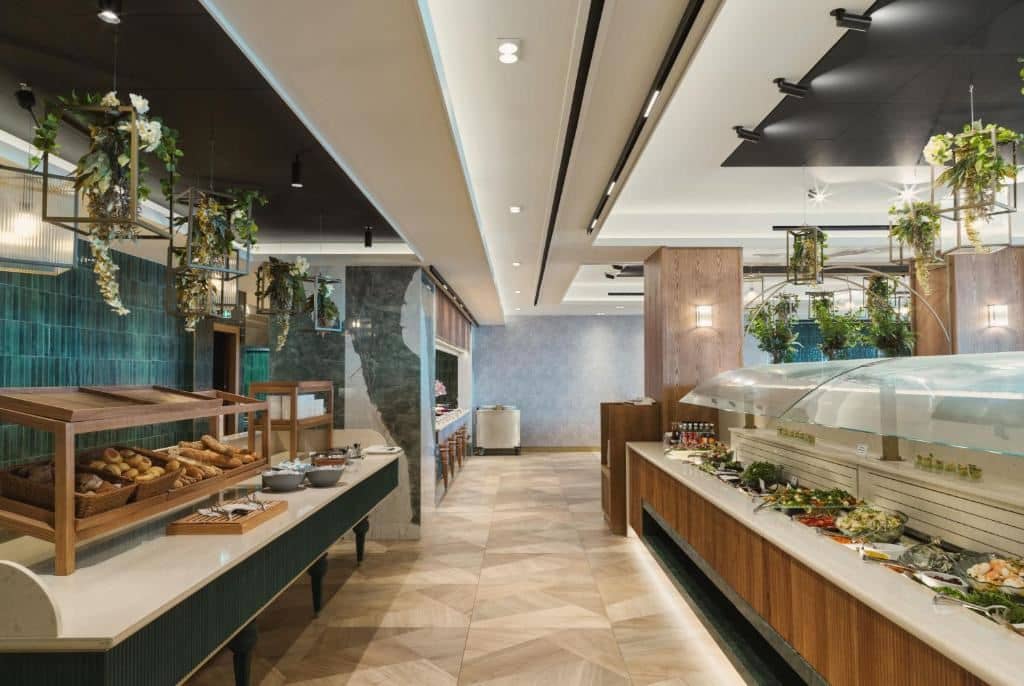 restaurants-restaurants