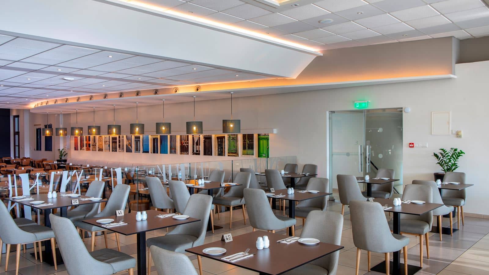 restaurants-alexander-restaurant