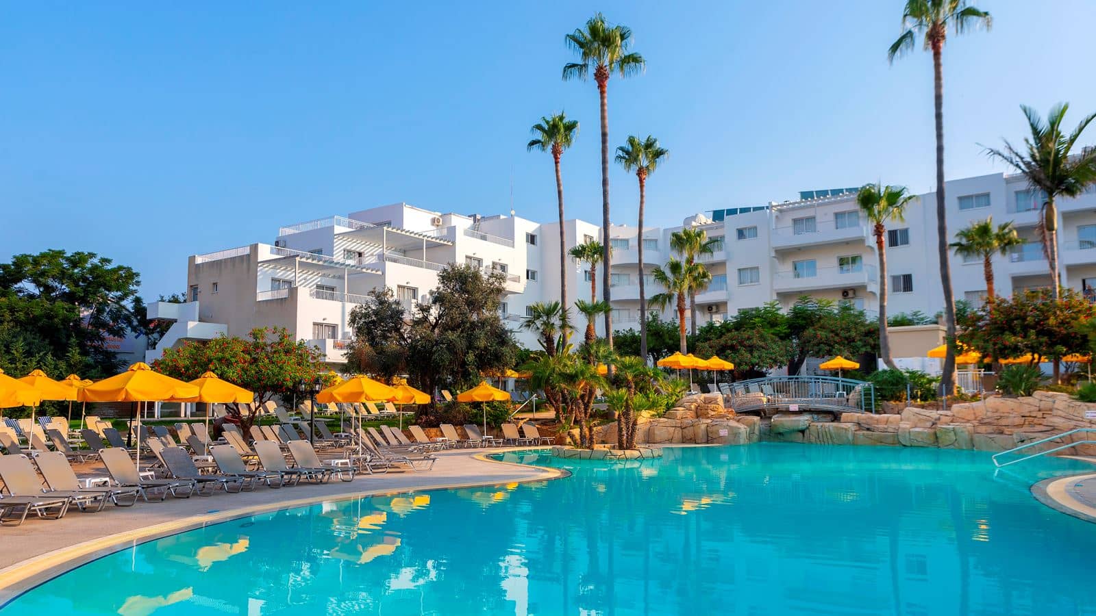 pools-outdoor-pool