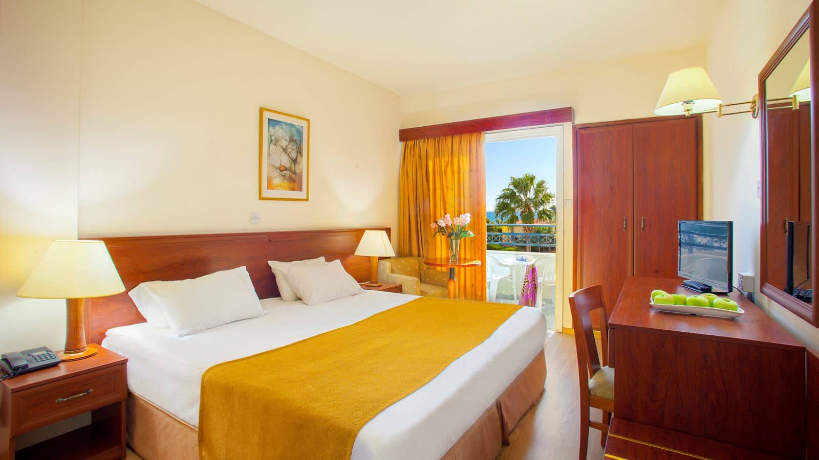 rooms-single-use-standard-room-balcony