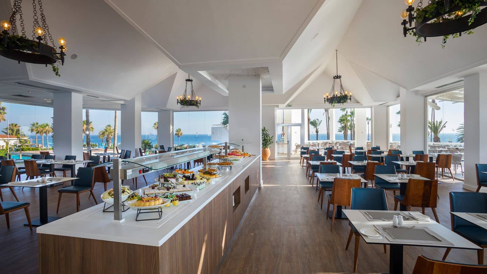 restaurants-restaurants