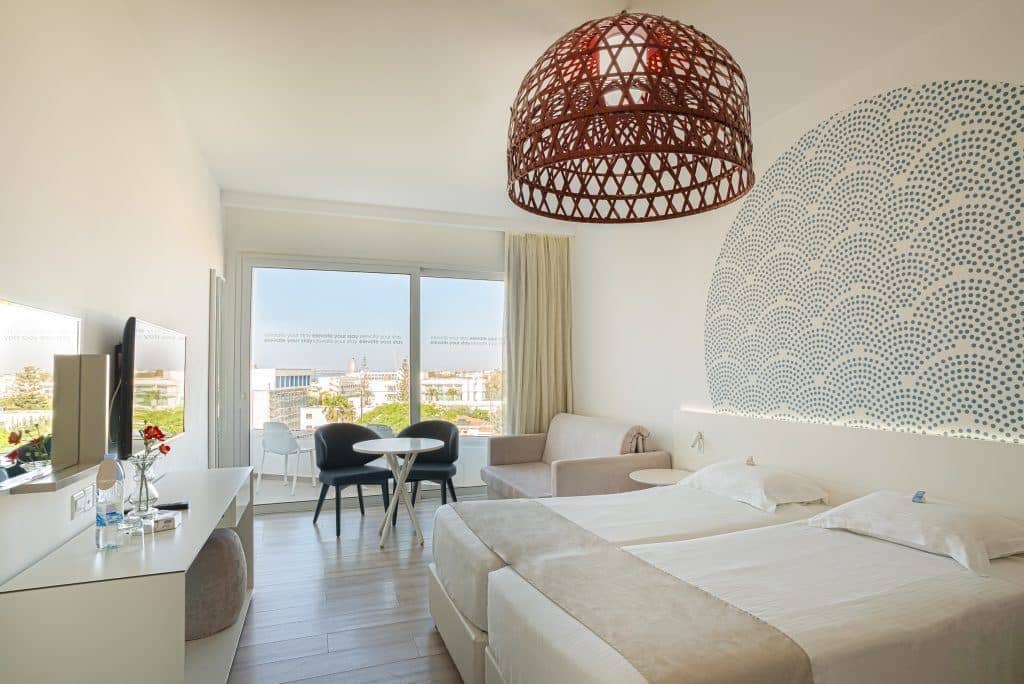 rooms-superior-room-inland-view-balcony