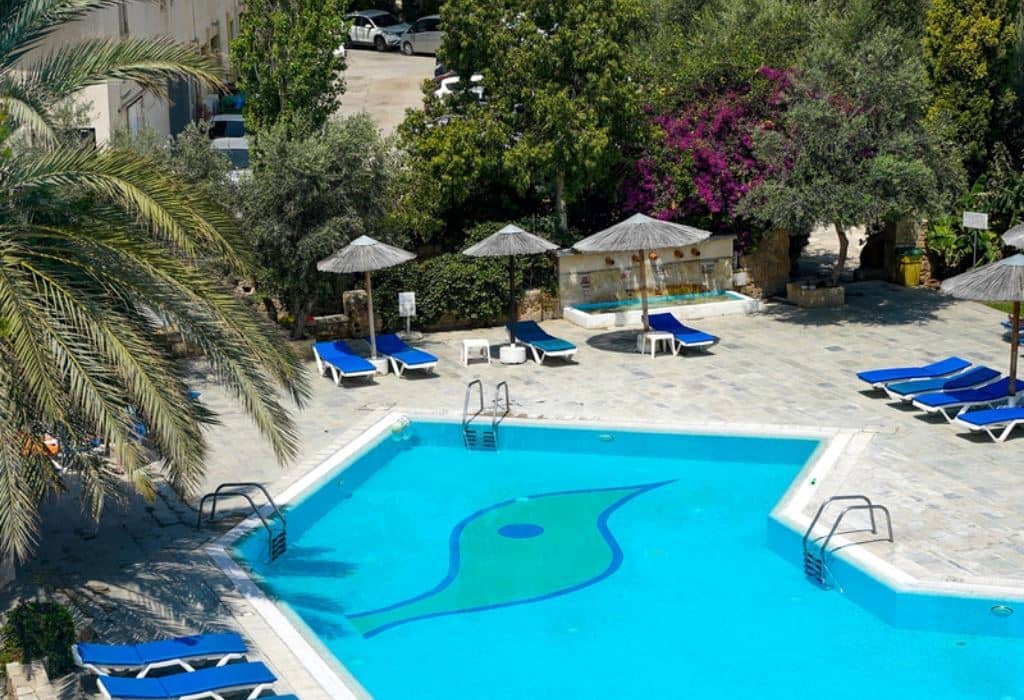 pools-outdoor-pool