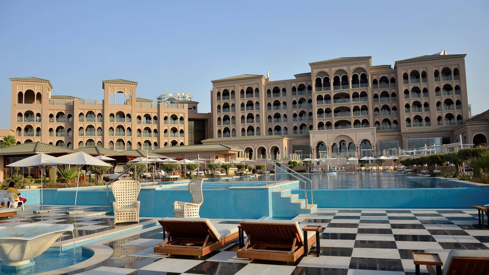 pools-outdoor-pool