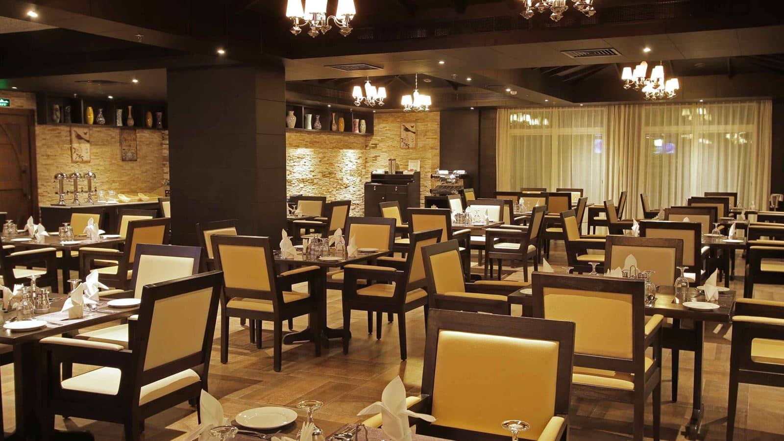 restaurants-ewan