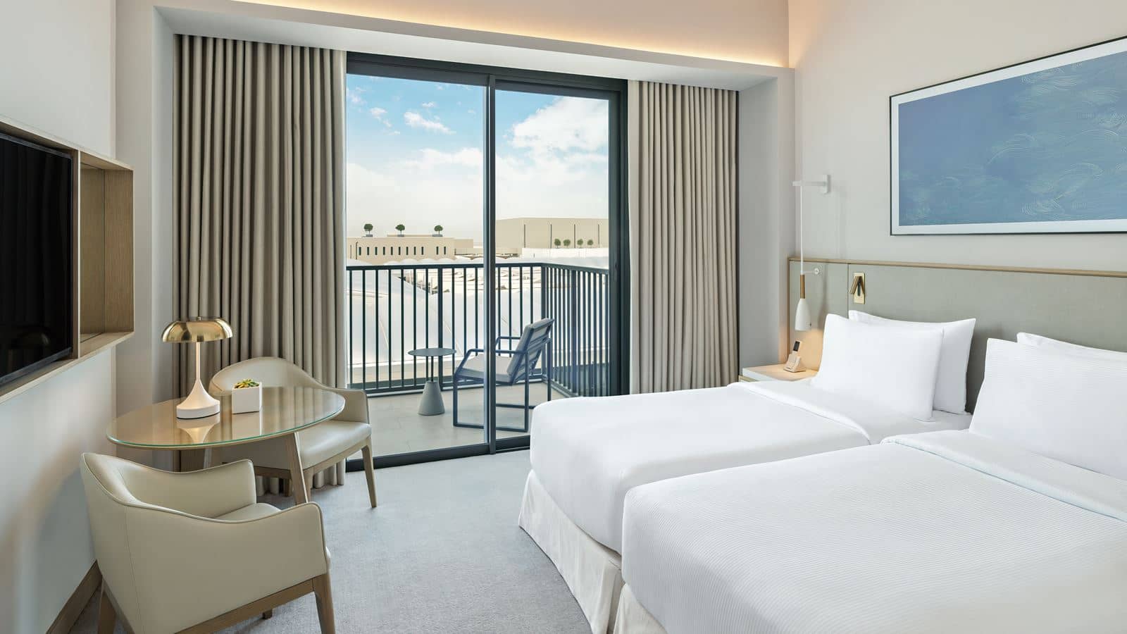 rooms-deluxe-room-twin-with-balcony