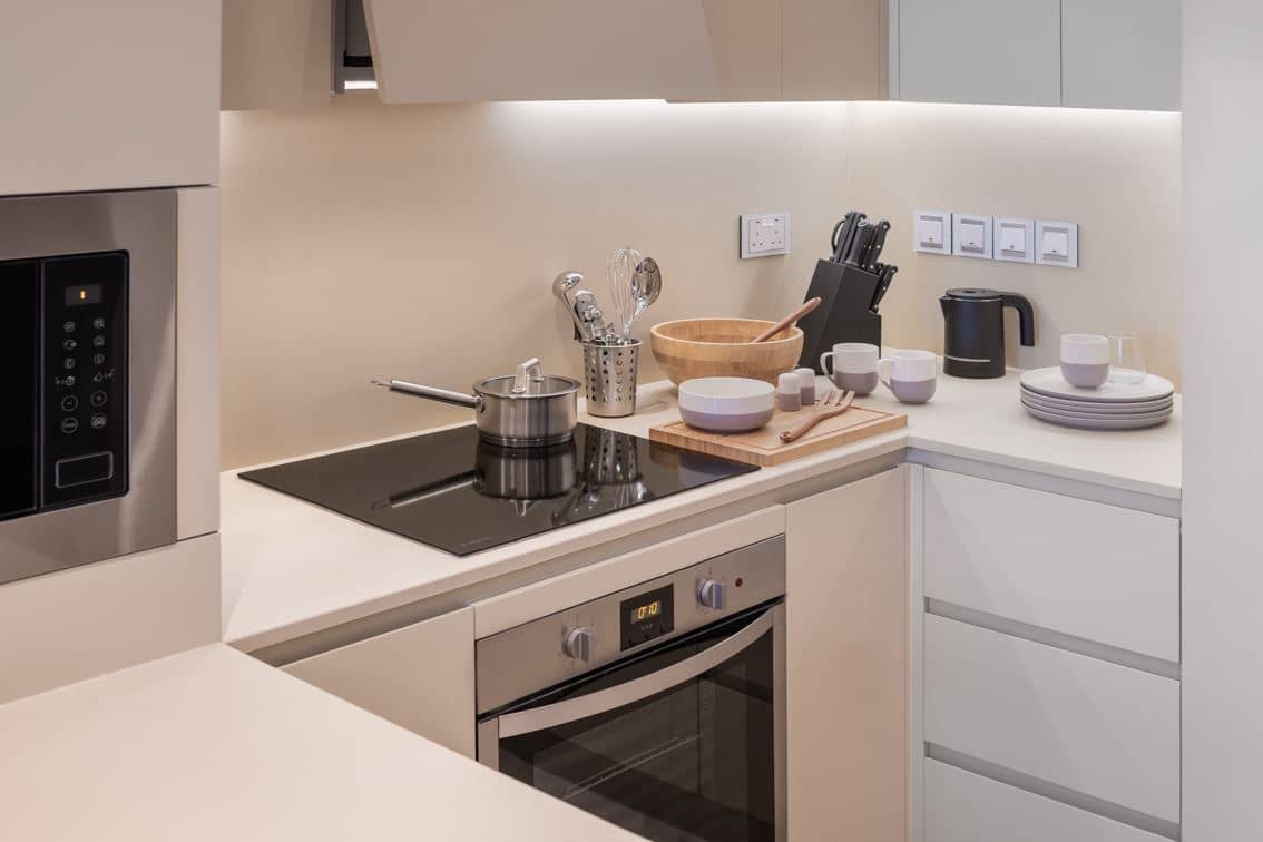 rooms-deluxe-one-bedroom-apartment