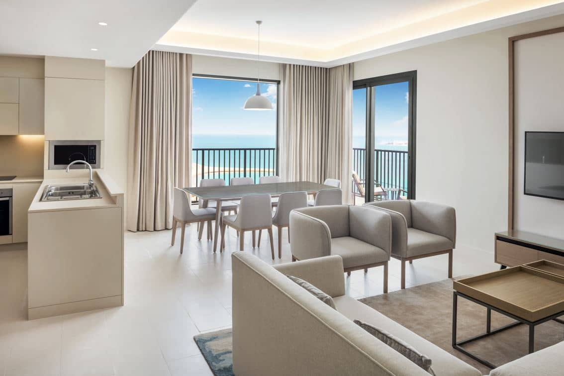 rooms-deluxe-three-bedroom-apartment