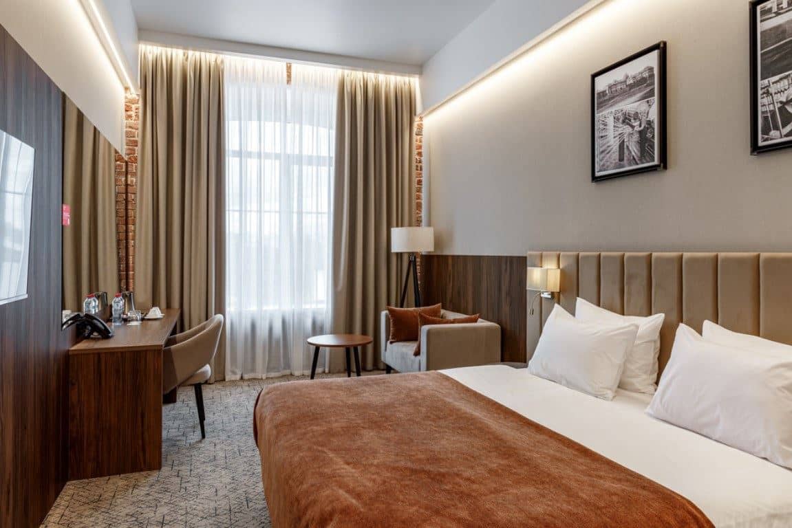 rooms-superior-room