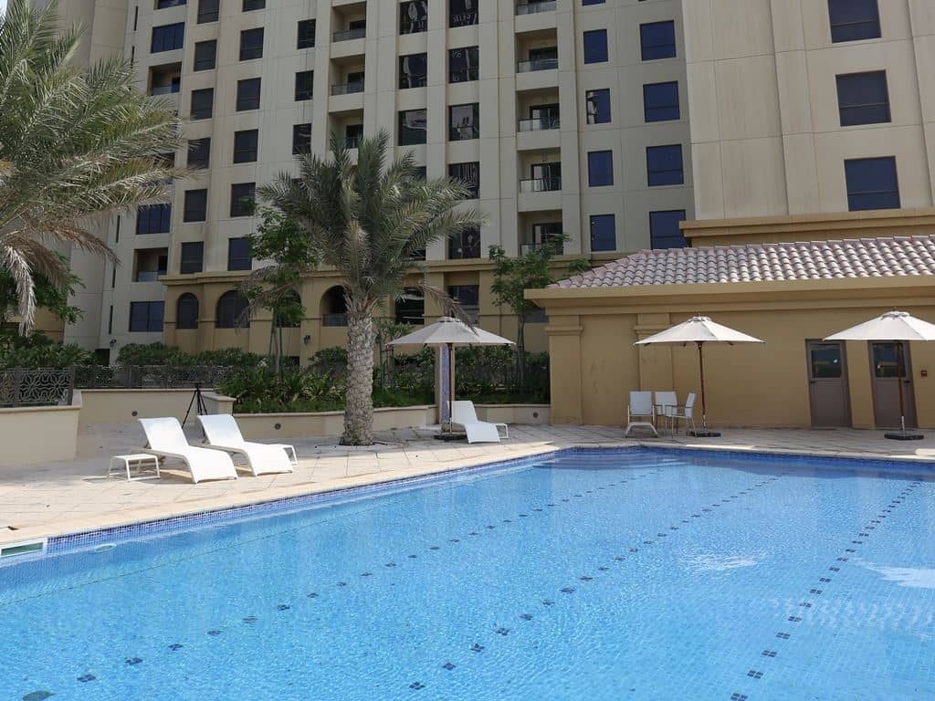 pools-outdoor-pool