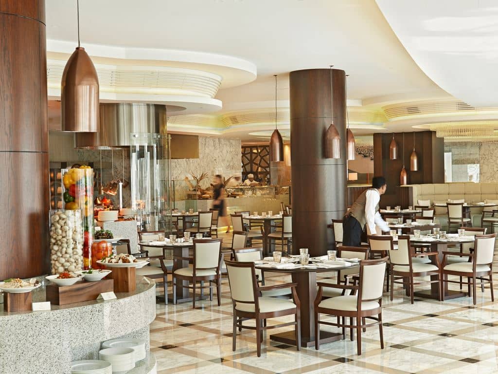 restaurants-mezzerie--main-dinning-restaurant