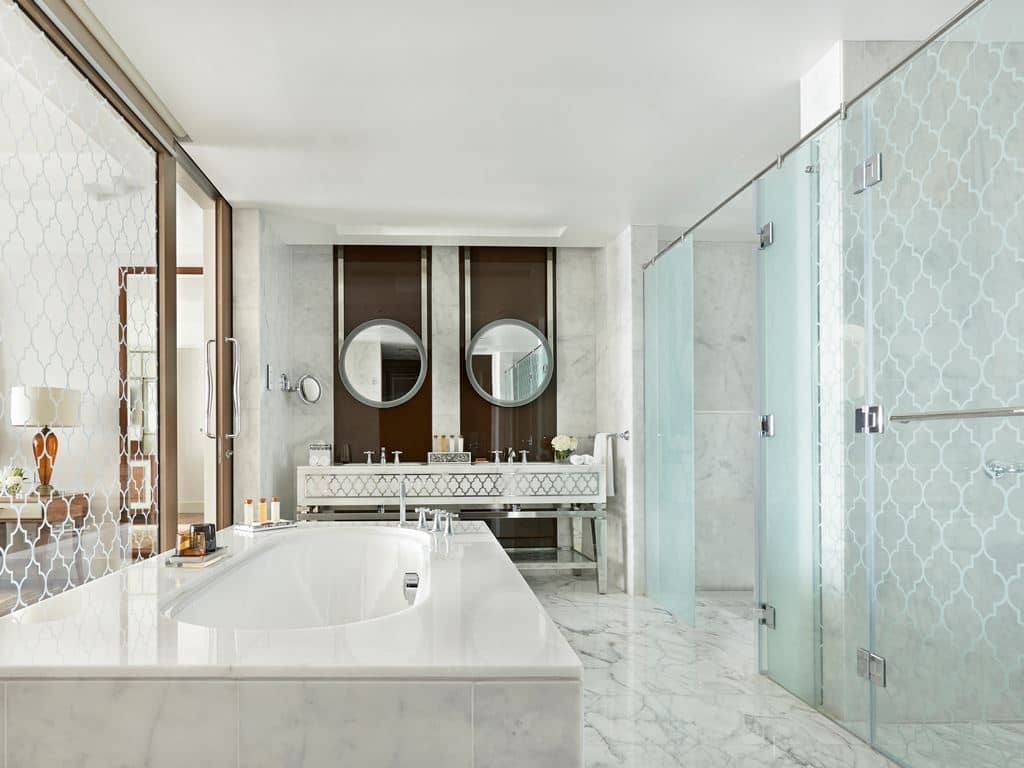 rooms-waldorf-astoria-suite
