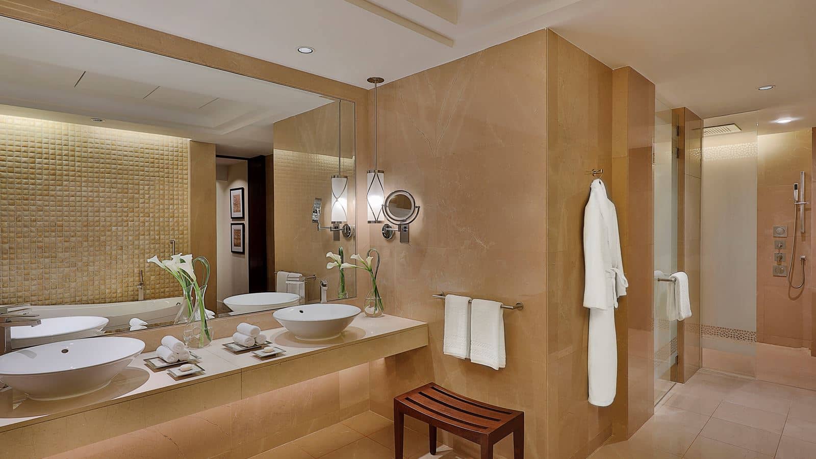 rooms-one-bedroom-suite