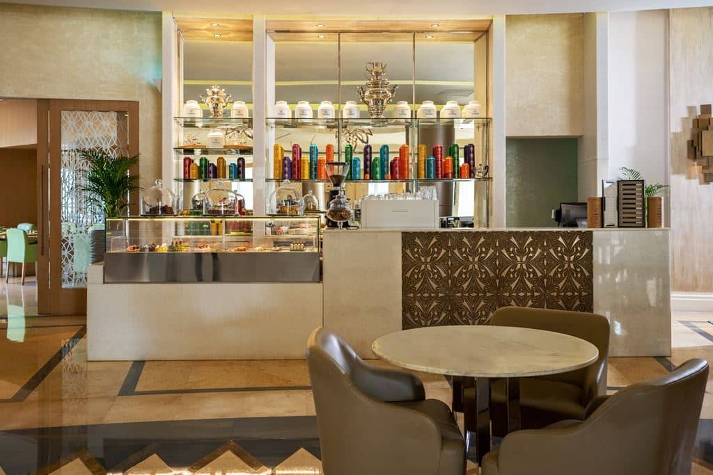 restaurants-acacia-lounge