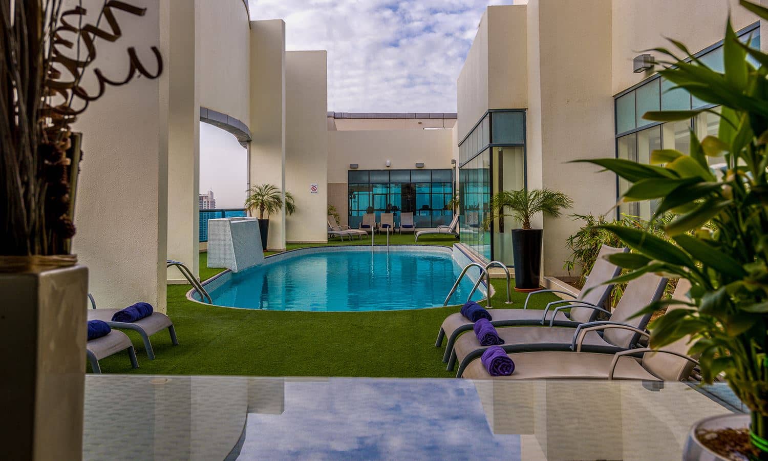 pools-outdoor-pool