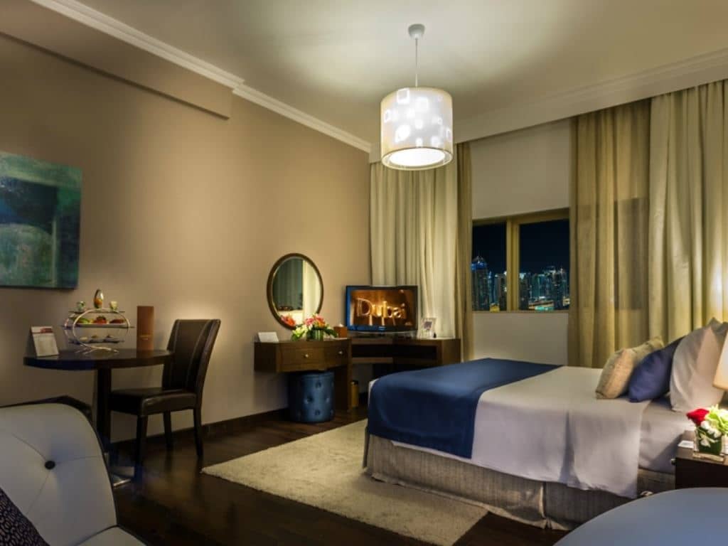 rooms-executive-studio
