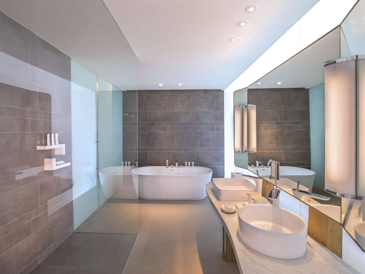 rooms-luux-pool-access-room