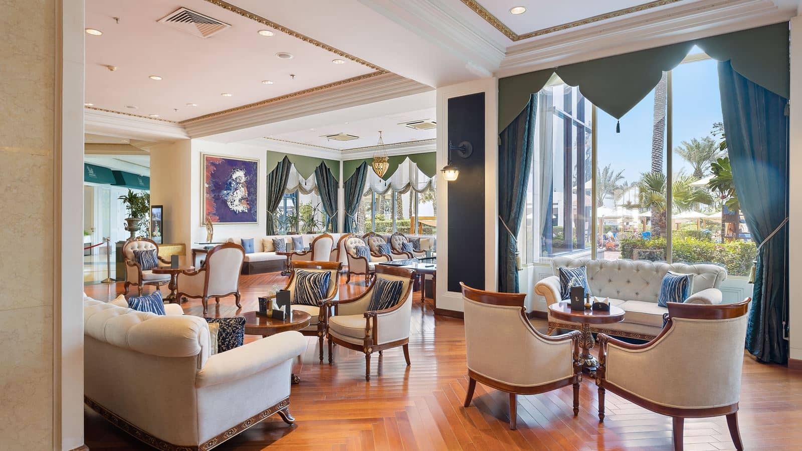 bars-lobby-lounge