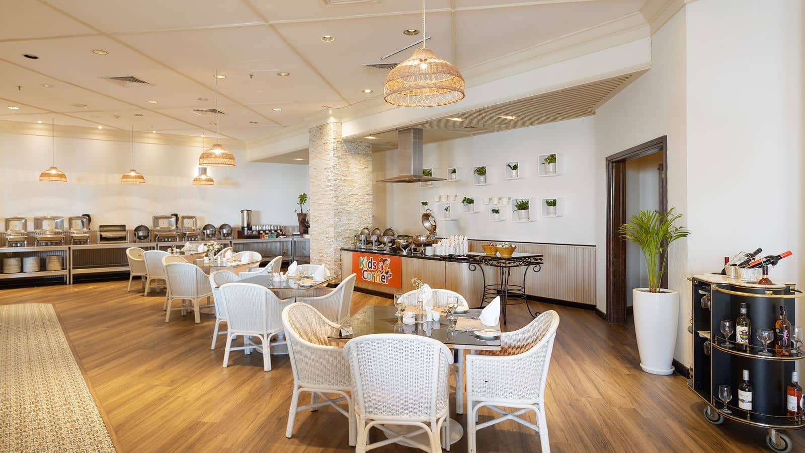 restaurants-cafe-naseem
