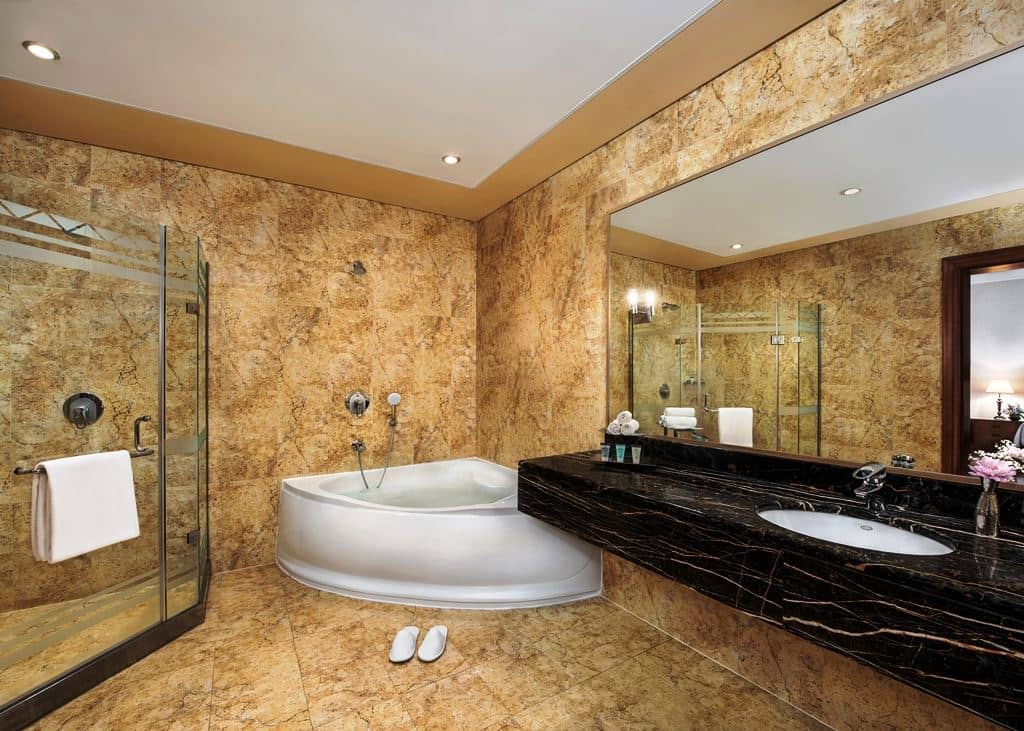 rooms-superior-room