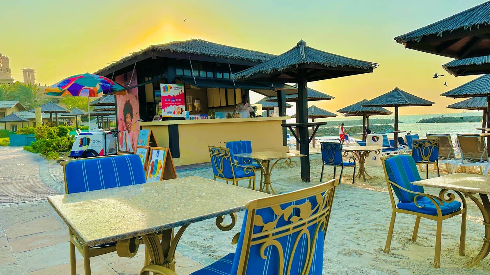 restaurants-waves-restaurant