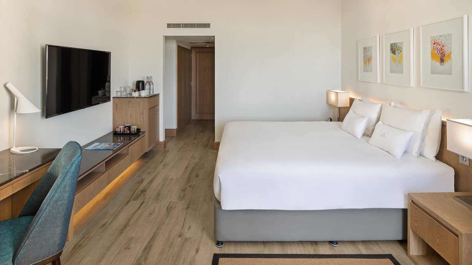 rooms-resort-view