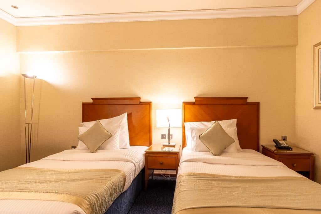 rooms-standard-room