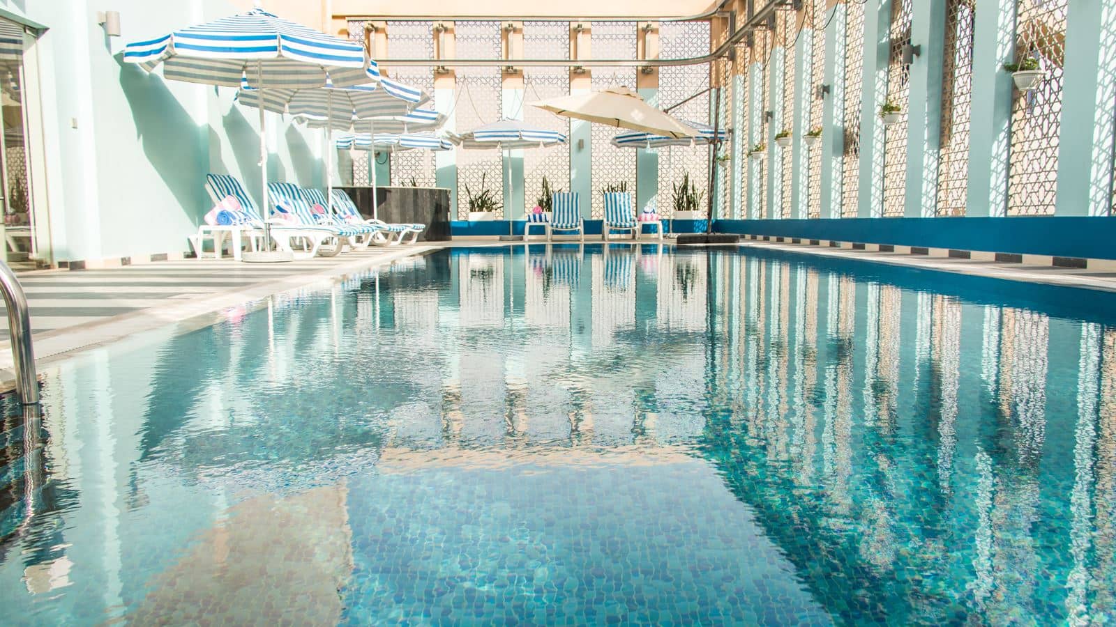 pools-outdoor-pool