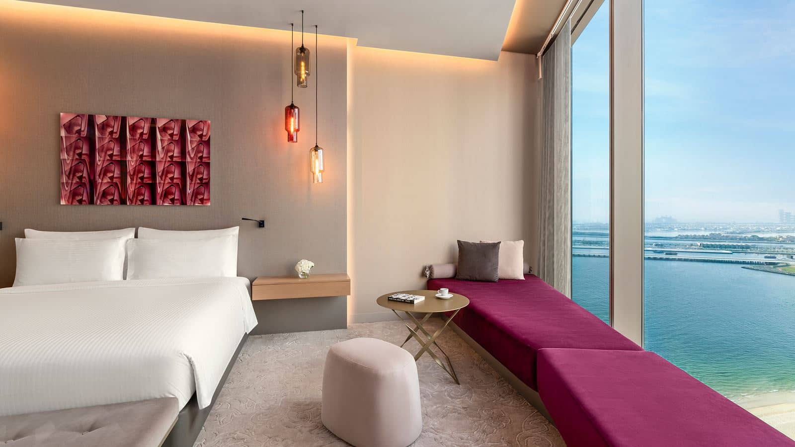 rooms-deluxe-room