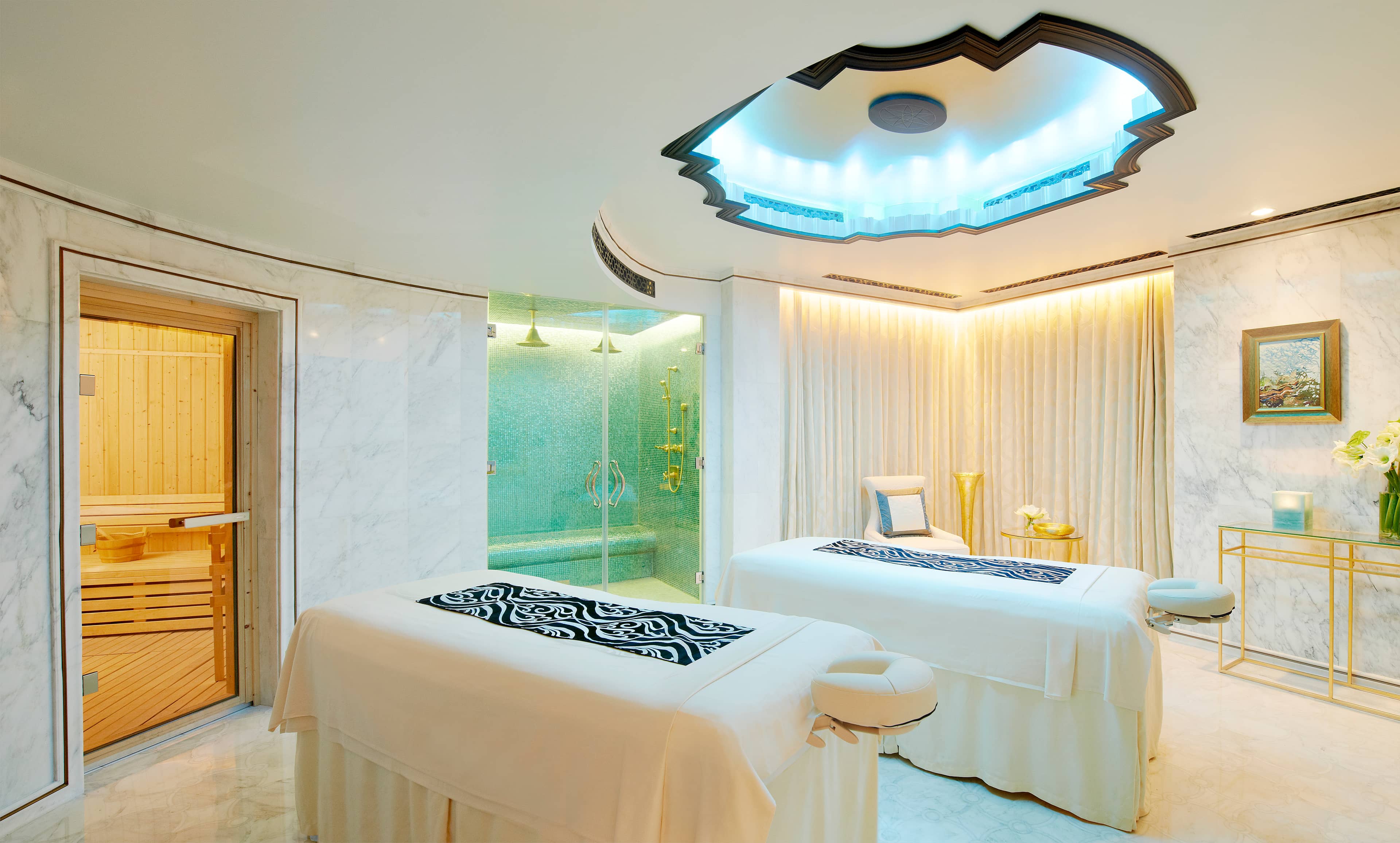 rooms-abu-dhabi-suite