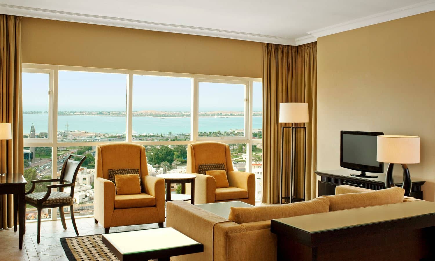 rooms-executive-room