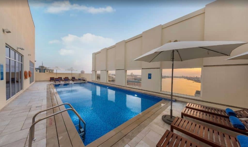 pools-outdoor-pool