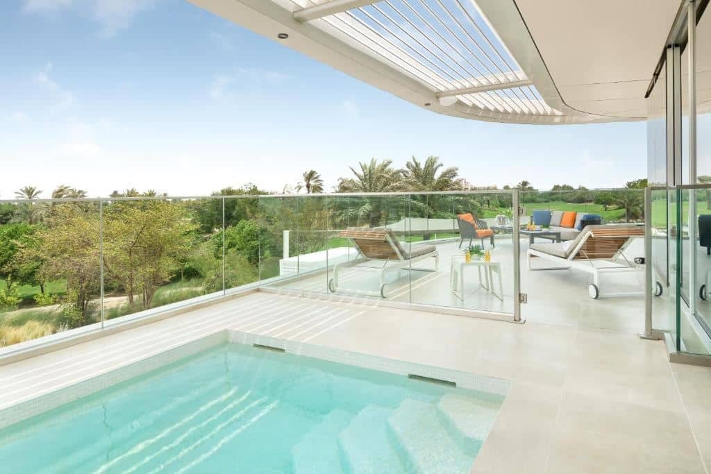 rooms-one-bedroom-private-pool-suite