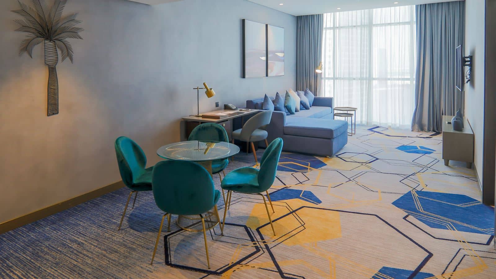 rooms-executive-suite-room