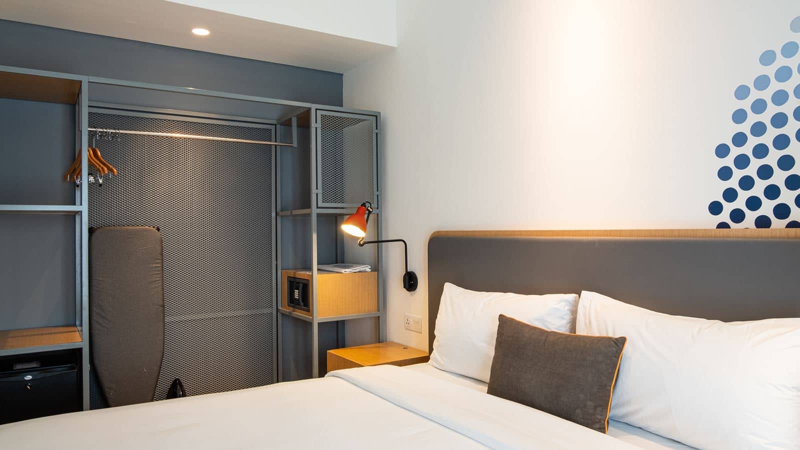 rooms-rover-room