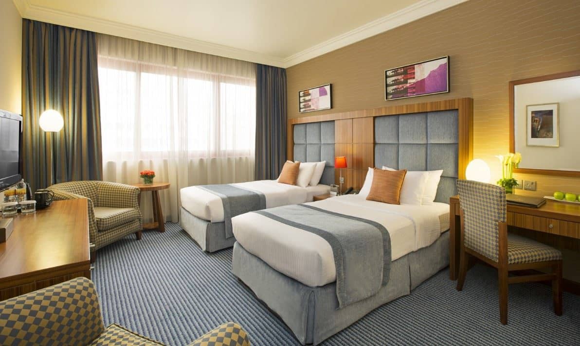rooms-deluxe-room